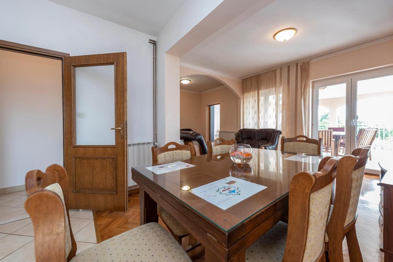 Villa Marija Krusevo  Luaran gambar