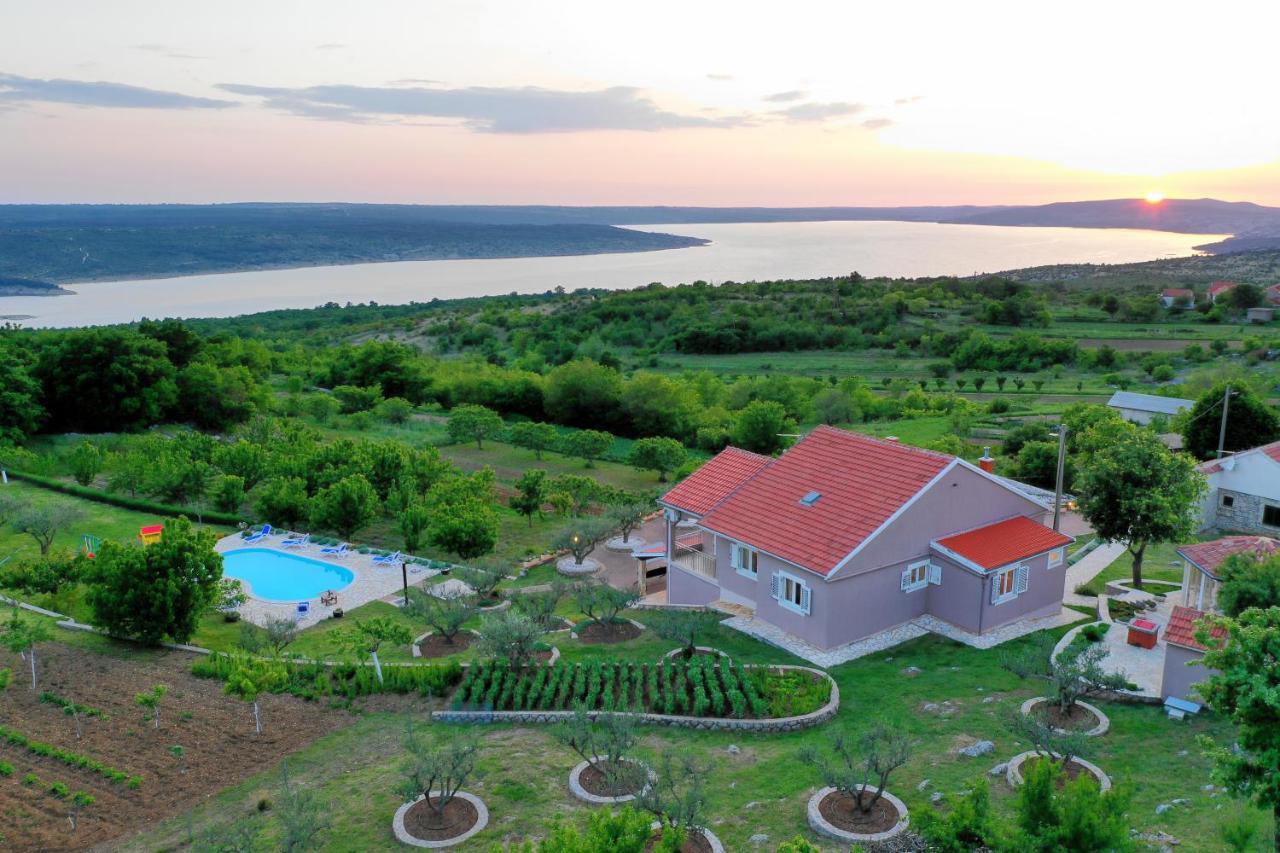 Villa Marija Krusevo  Luaran gambar