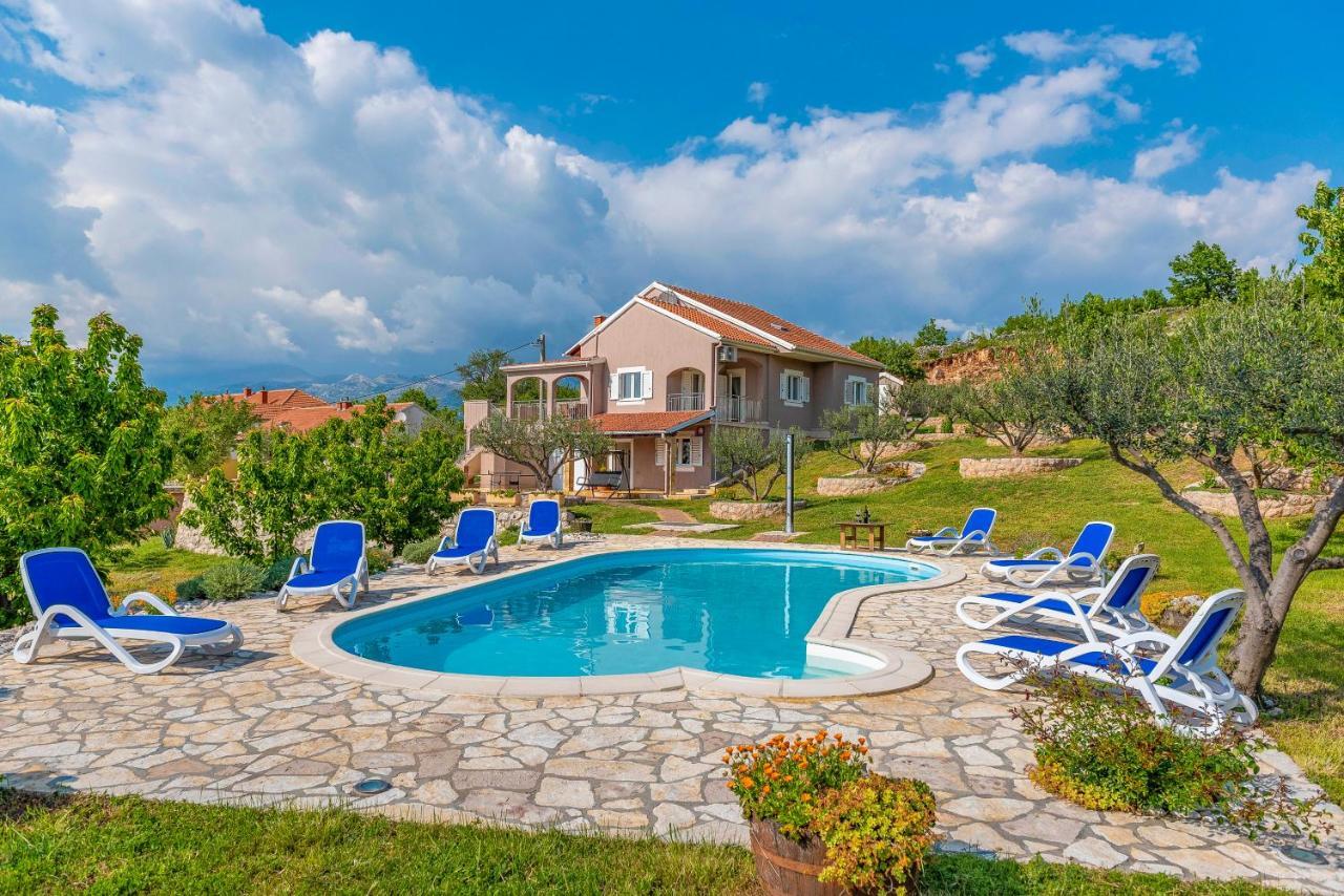 Villa Marija Krusevo  Luaran gambar